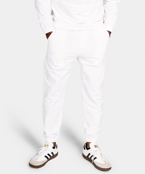 Traveler White Jogger Macade Golf