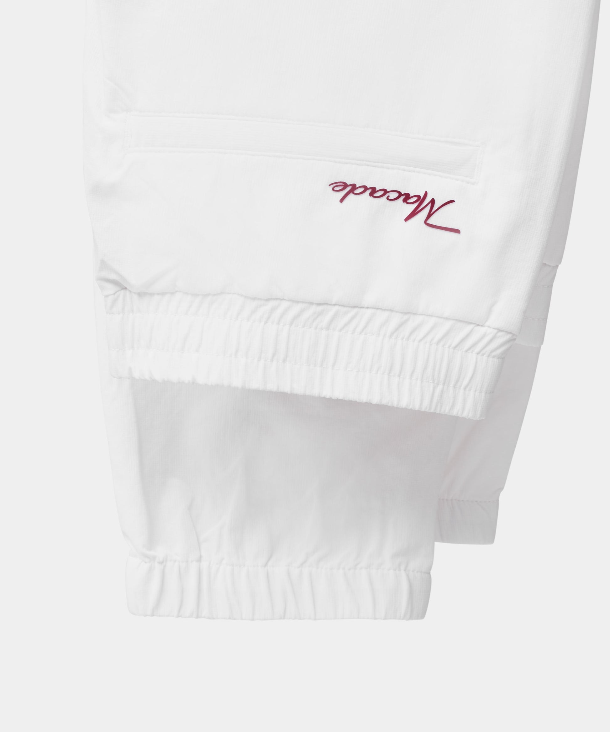 Traveler White Jogger Macade Golf
