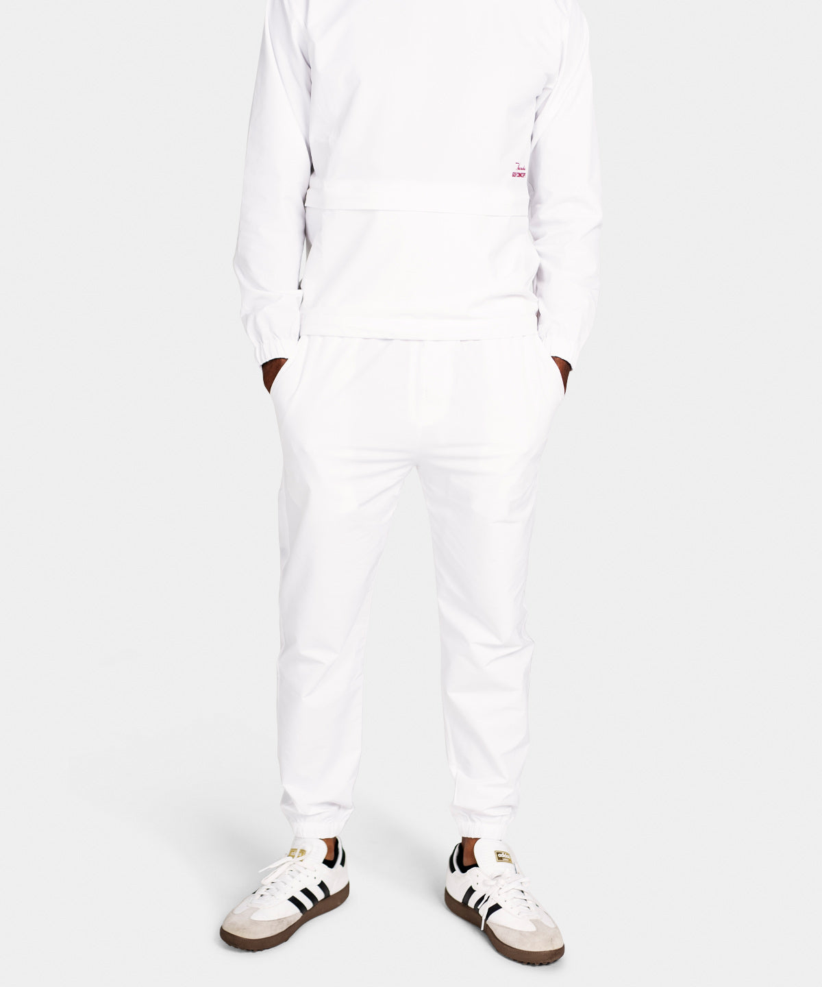 Traveler White Jogger Macade Golf