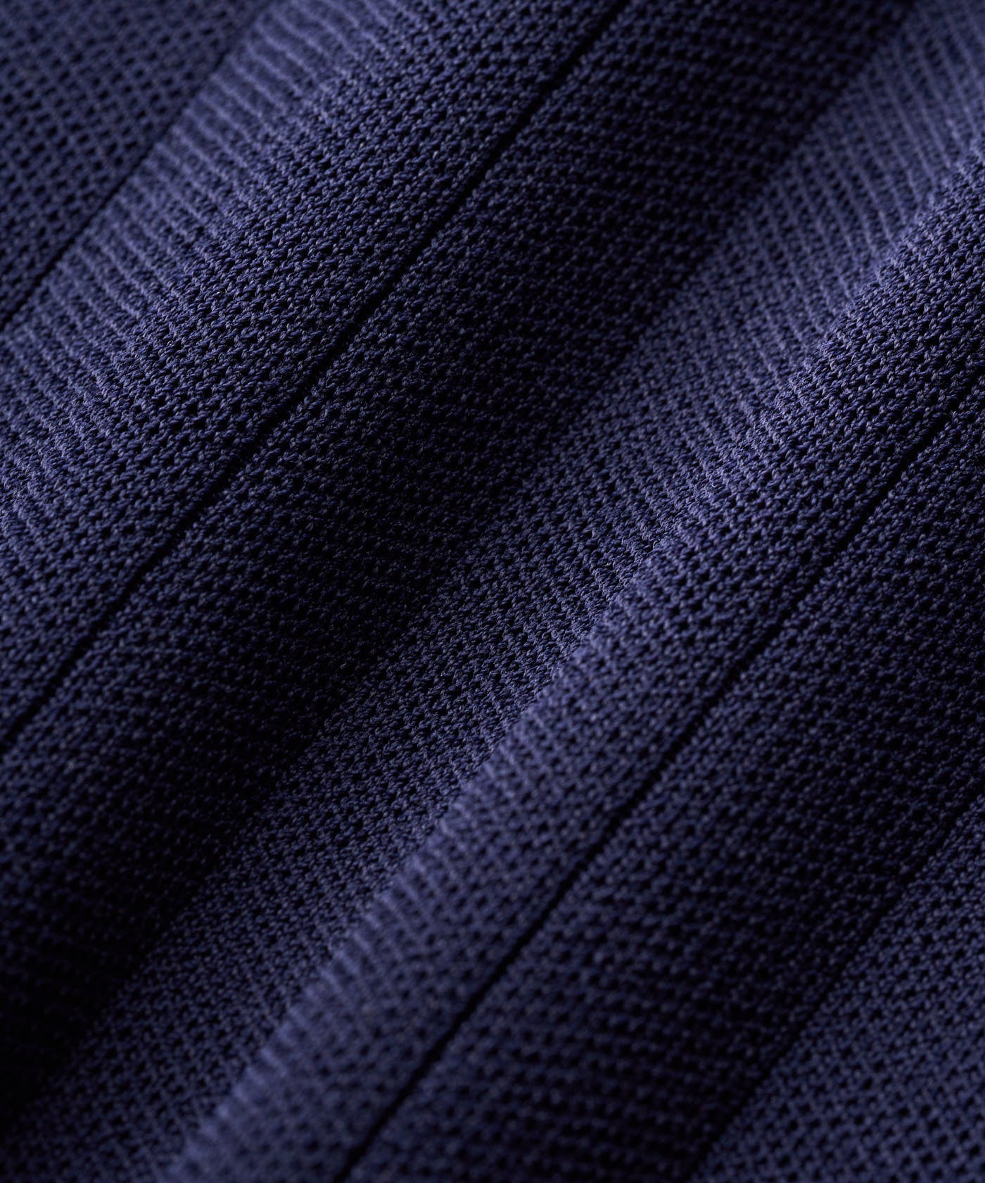 Ana Sleeveless V-Neck - Navy