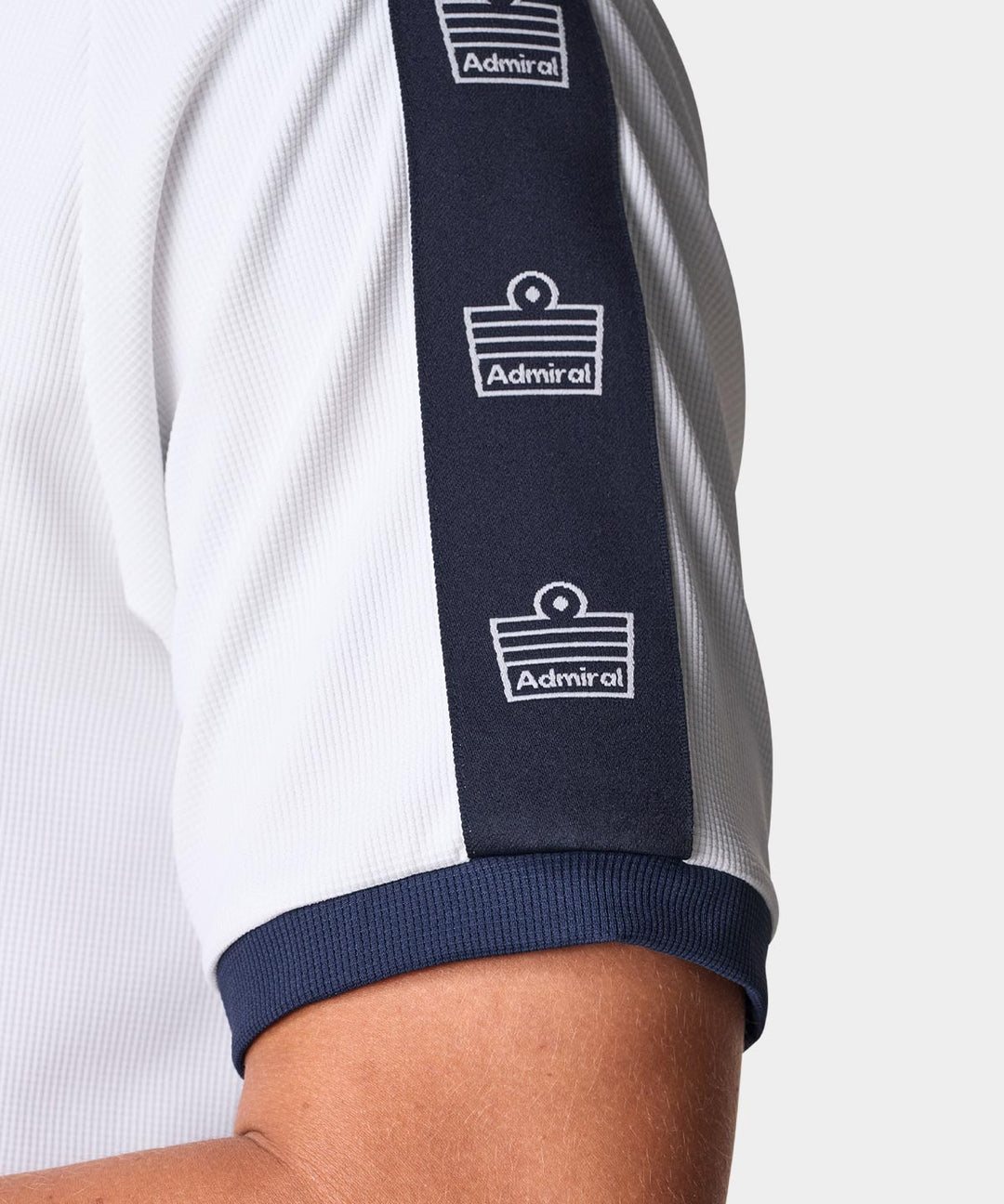 White Kit Admiral Polo Macade Golf